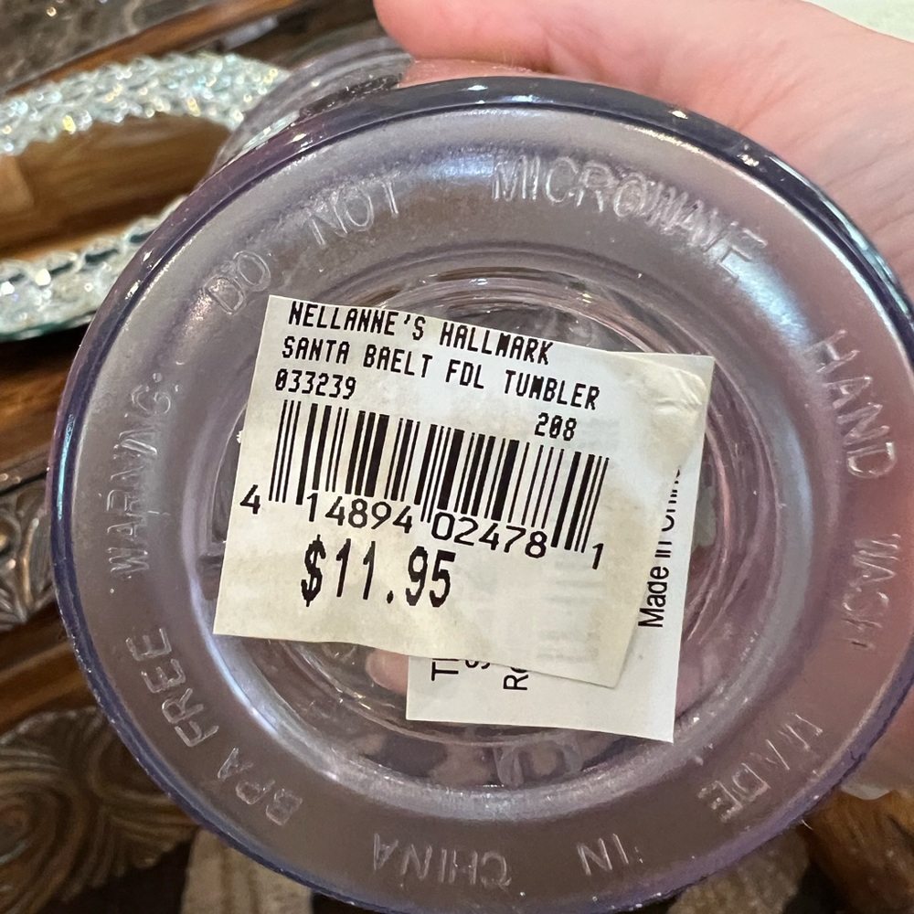 Clear Holiday Tumbler with Straw. NWT - Picture 4 of 4